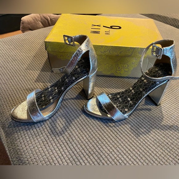 Silver Block Heels - Picture 3 of 4